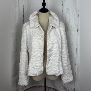Charles Gray London White Fluffy Jacket, Size L